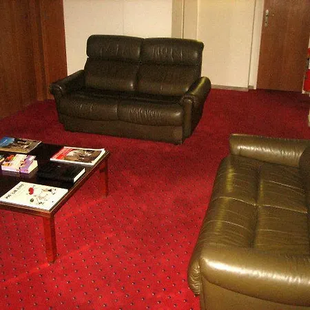 Dufour Hotel 3*